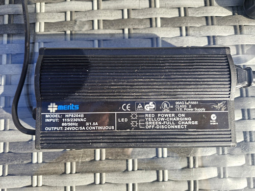 Merits hp8204b 24vdc - 24vdc, 5a